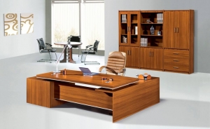 實(shí)木大班臺(tái)選購(gòu)要注意的事項(xiàng)會(huì)有哪些？