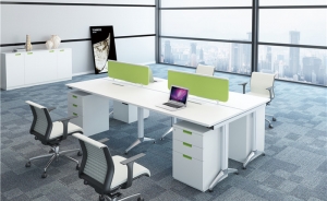 來(lái)看看屏風(fēng)卡位辦公桌有什么值得購(gòu)買的地方？