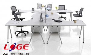 木質(zhì)辦公家具的清潔保養(yǎng)需如何進(jìn)行呢？