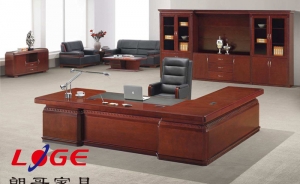為實(shí)木辦公家具打蠟保養(yǎng)時(shí)需注意哪些要點(diǎn)？